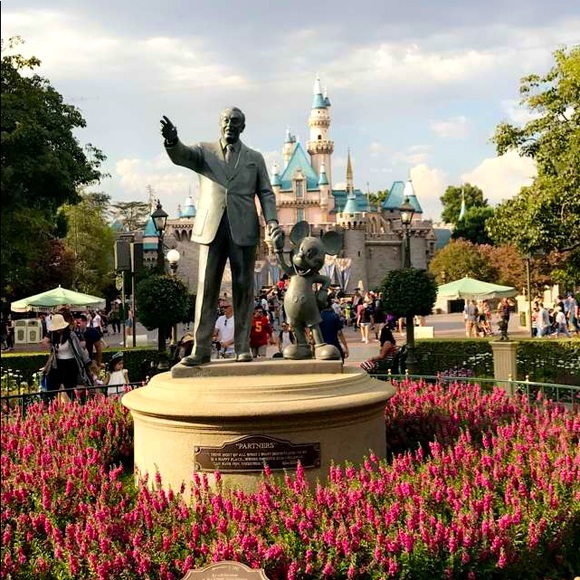 Meet your Posher, Jess - Picture 1 of 1